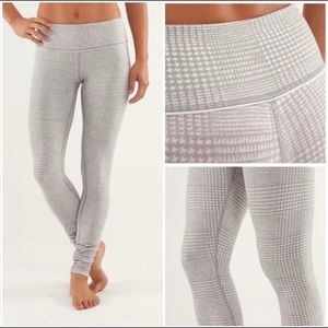 Lululemon Wunder Under Polar Cream Leggings